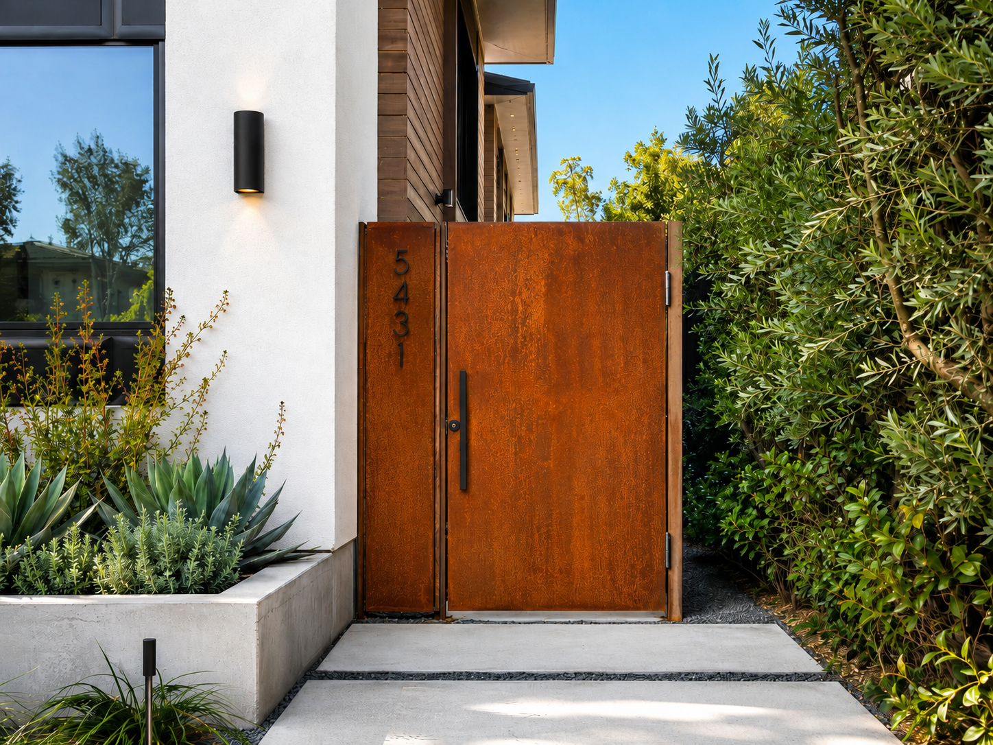 Zone Zero compliant aluminum fencing